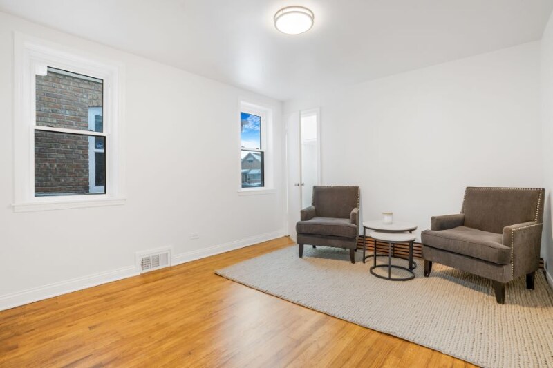 Building Photo - 6136 S Kildare Ave