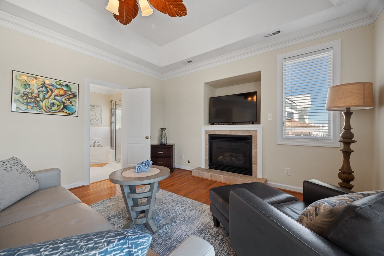 Building Photo - 811 N 1st St