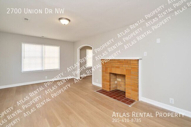 Building Photo - 2700 Union Dr NW