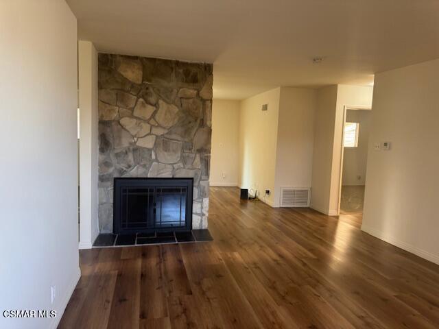 Building Photo - 2485 E Hillcrest Dr