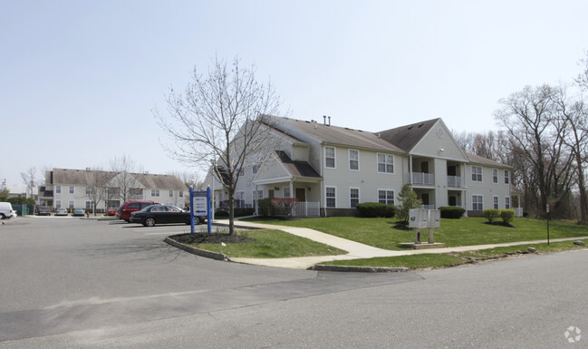 Building Photo - Shenandoah Village Apartments