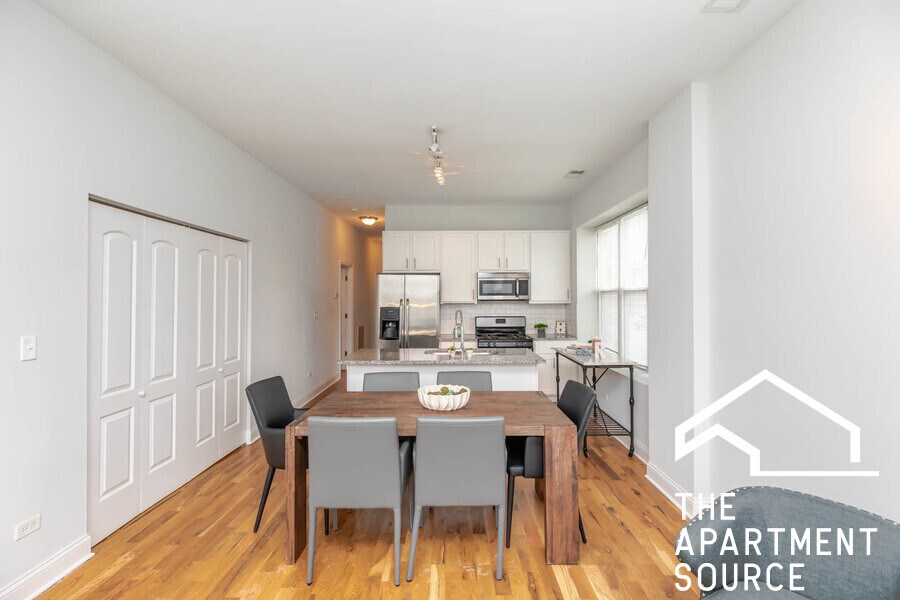 Building Photo - 1503 N Talman Ave