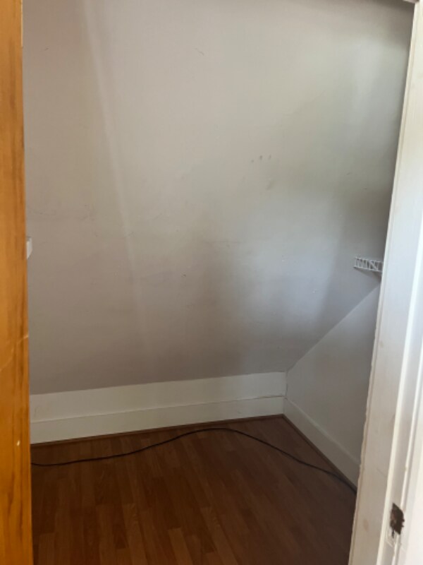 Building Photo - 315 Elm St