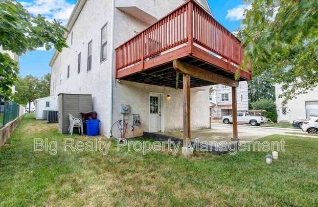 Building Photo - 364 Prospect Ave