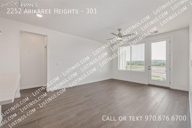 Building Photo - 2252 Arikaree Hts