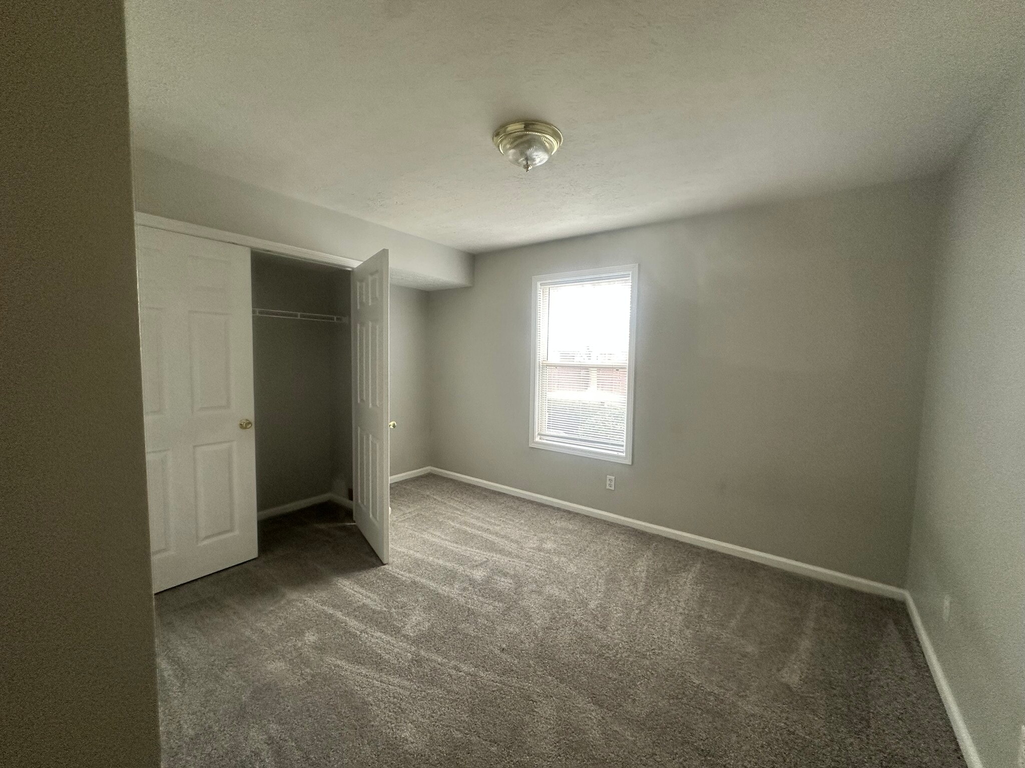 Building Photo - 256 Landis Ln