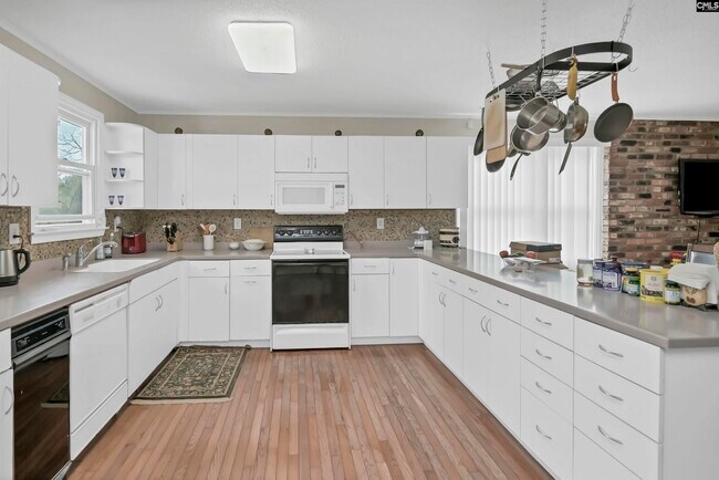 Building Photo - 315 Gardners Terrace Rd