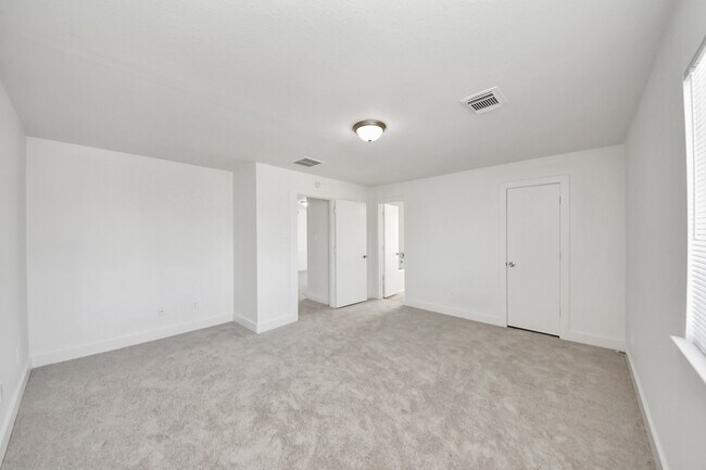 Building Photo - 20623 Patriot Park Ln