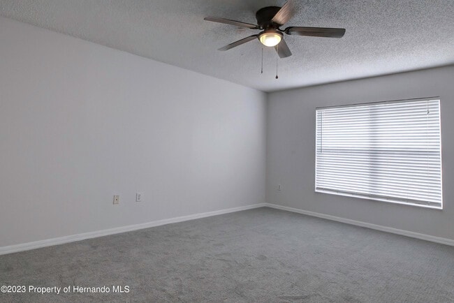 Building Photo - 6322 Grapewood Rd