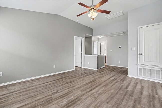 Building Photo - 6227 Aviara Dr