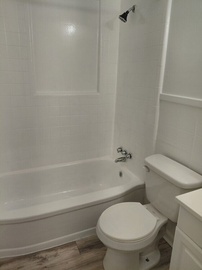 Building Photo - 2901 Jefferson St