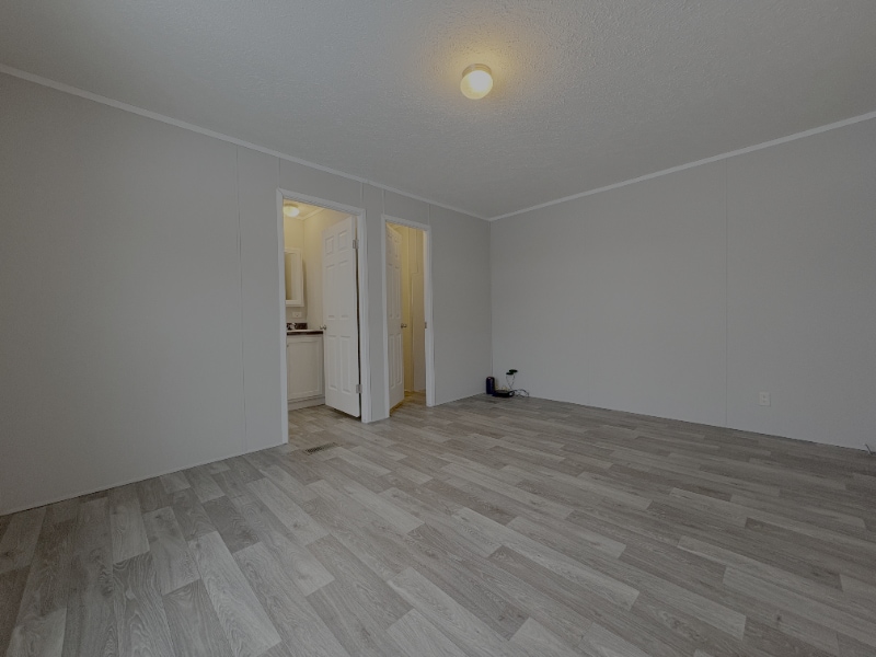 Building Photo - 358 Parker Lake Dr