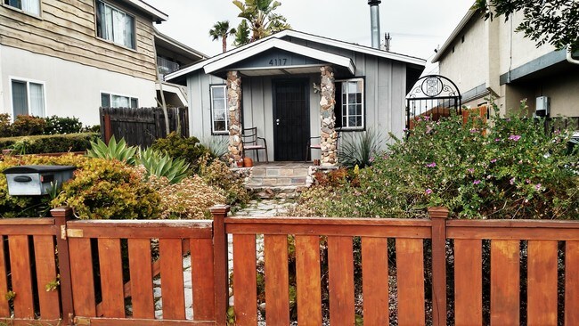 Building Photo - 4117 33rd St