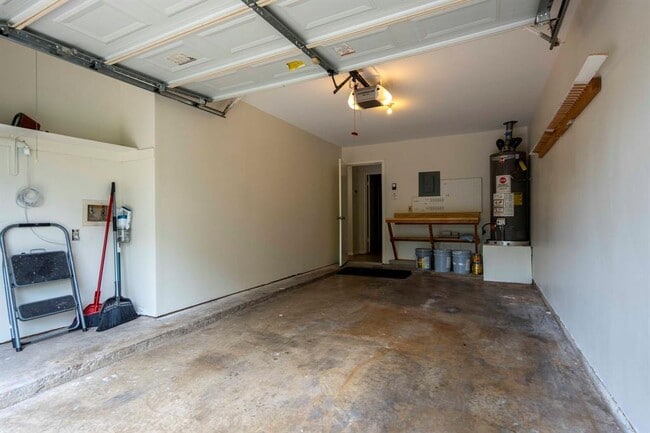 Building Photo - 1709 Whitney Way