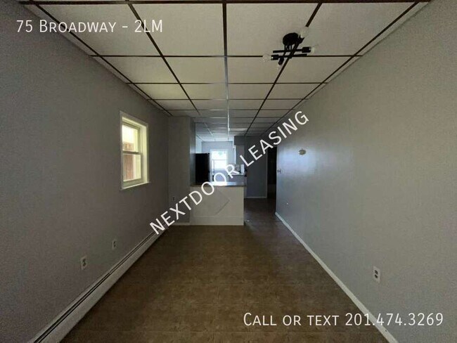Building Photo - 75 Broadway-2LM