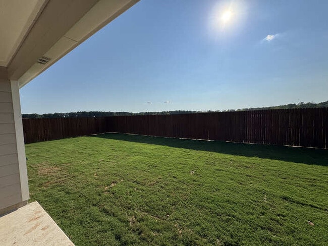 Building Photo - Beautiful BRAND NEW 4-Bedroom Home In Lind...