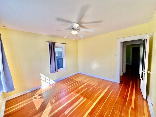 Building Photo - Beautiful Historic House in University Heights