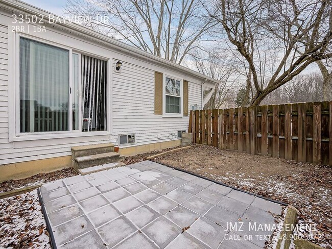 Building Photo - 33502 Bayview Dr