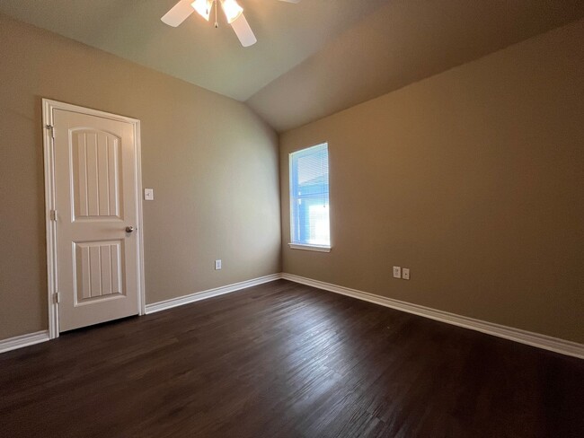 Building Photo - 3016 Beauford St