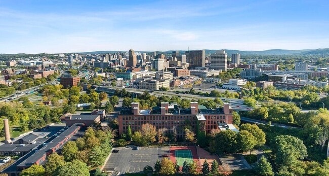 Building Photo - Franklin