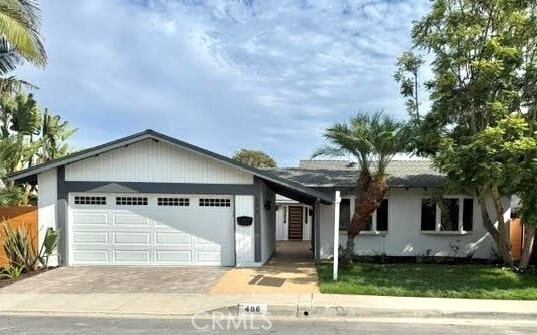 Building Photo - 406 Calle Vista Torito