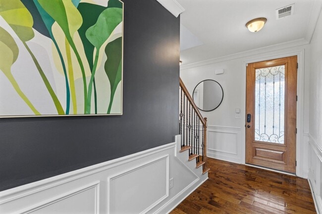 Building Photo - Stunning 3 Story Home in Crawford Creek