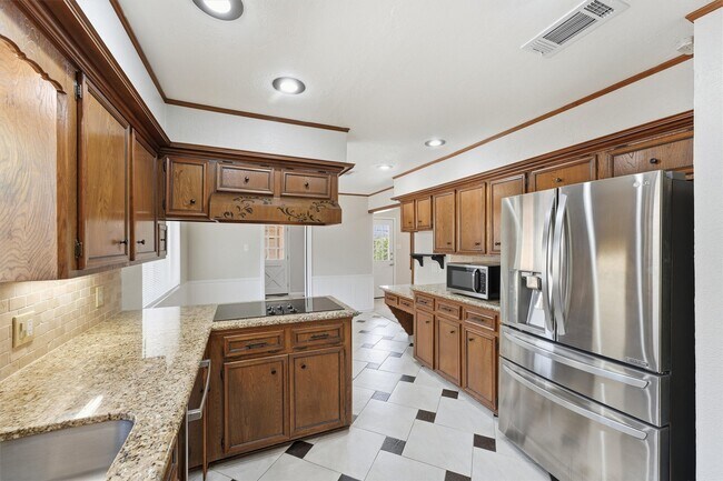 Building Photo - 18806 Candleview Dr