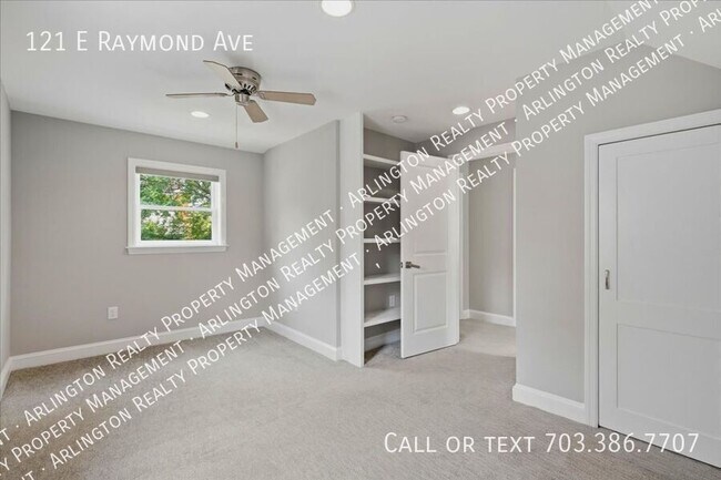 Building Photo - 121 E Raymond Ave