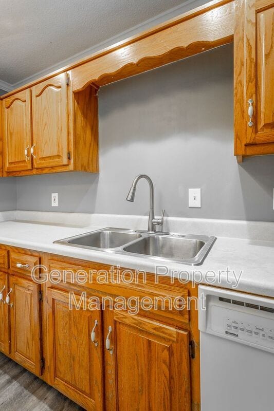 Building Photo - 4841 Brighton