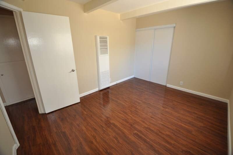 Building Photo - 6125 Whitsett Ave