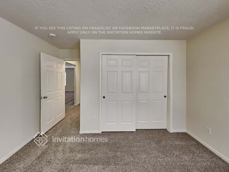 Building Photo - 8619 Discus Dr