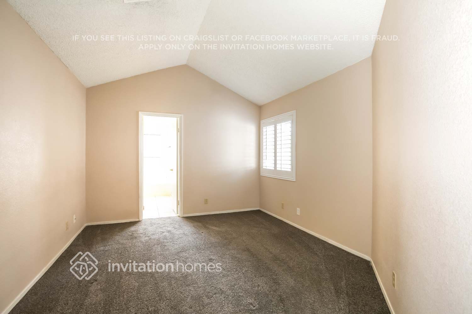 Building Photo - 2116 Running River Rd