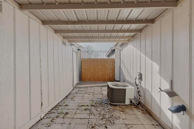 Building Photo - 1940 Abshire Ln