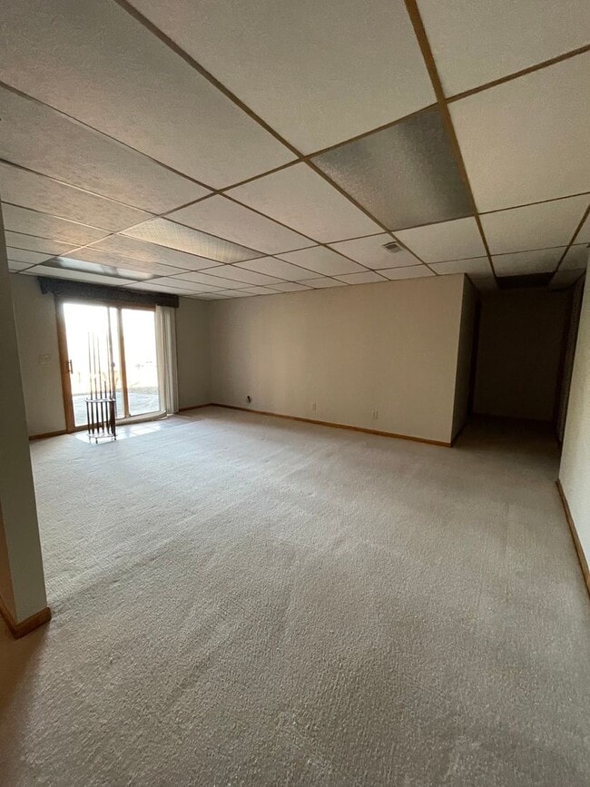 Building Photo - 17116 I St