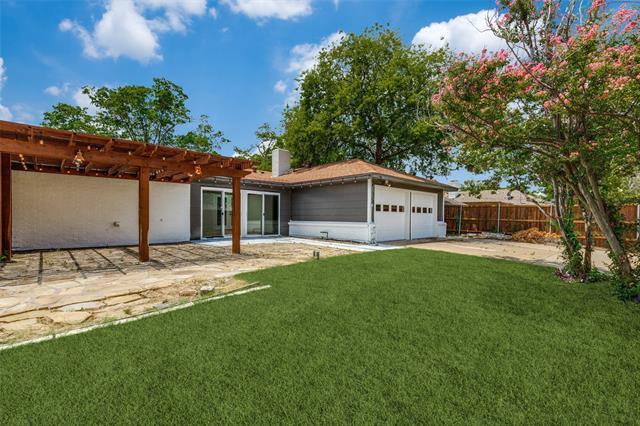 Building Photo - 7841 El Pastel Dr