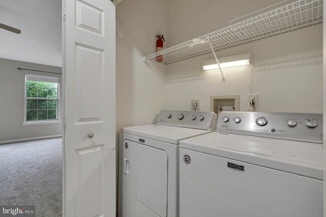 Building Photo - 44030 Gala Cir