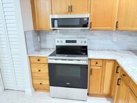 Building Photo - 1065 Mulberry Pl