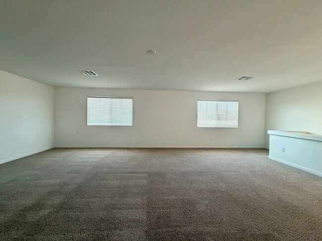 Building Photo - BEAUTIFUL 5 BED 3.5 BATH 3-STORY SINGLE FAMILY HOME WITH 2-CAR GARAGE, SUPER-SIZED LOFT & LOW-MAI...