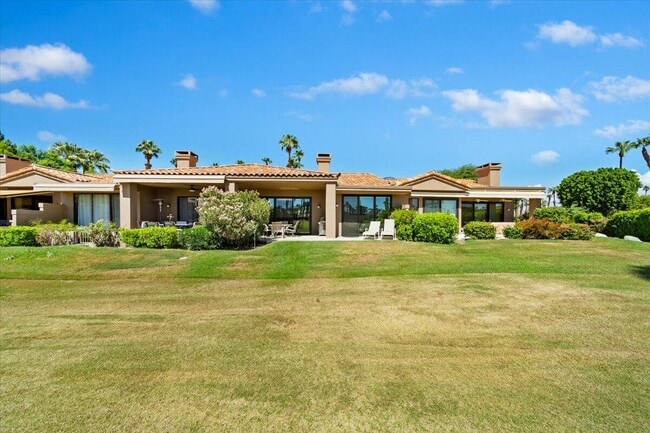 Building Photo - 38615 Palm Valley Dr