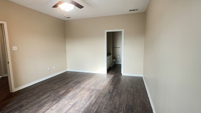 Building Photo - 3604 Barnacle Dr
