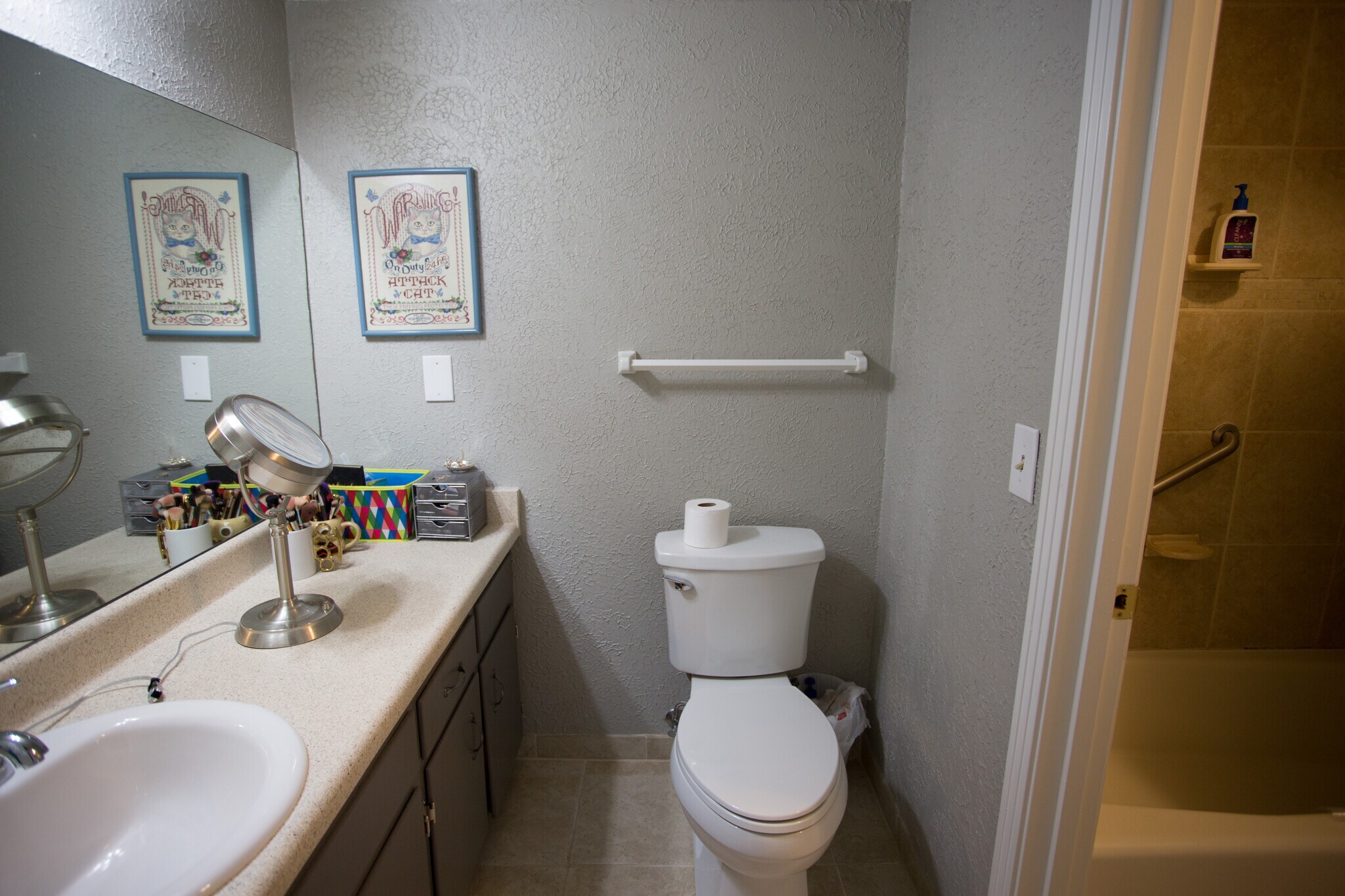 Building Photo - 2929 Selena Dr