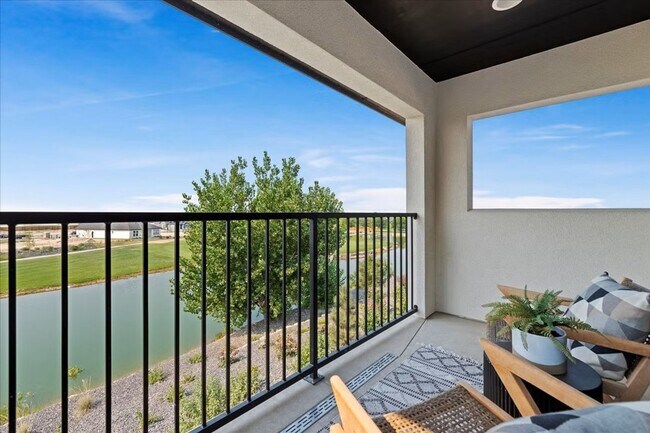 Building Photo - Brand new home stunning Valor Estates in Kuna