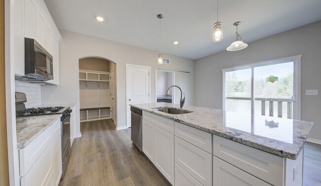 Building Photo - 2132 Shale Dr