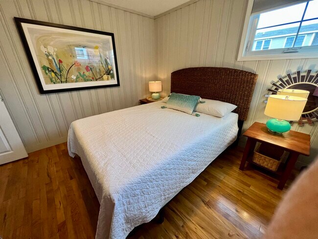 Building Photo - 20 Lowell St