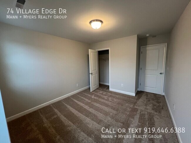 Building Photo - 74 Village Edge Dr