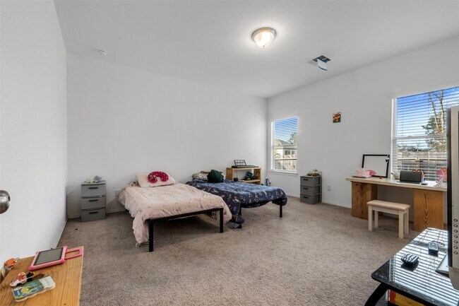 Building Photo - 21214 George Vancouver Ct