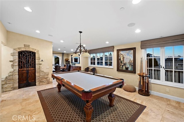 Building Photo - 900 E Balboa Blvd