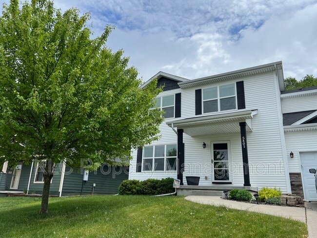 Primary Photo - 5401 SE 27th St