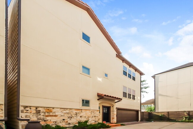 Building Photo - 5743 Kansas St