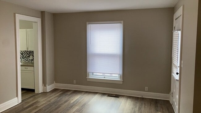 Building Photo - 1150 Creighton Ave